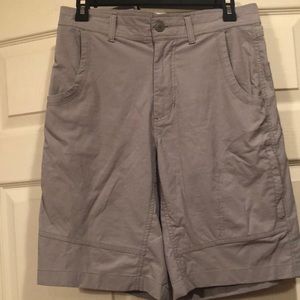 Faded Glory size 30  Utility Shorts, 10 inch inseam, Zippered Leg Pocket